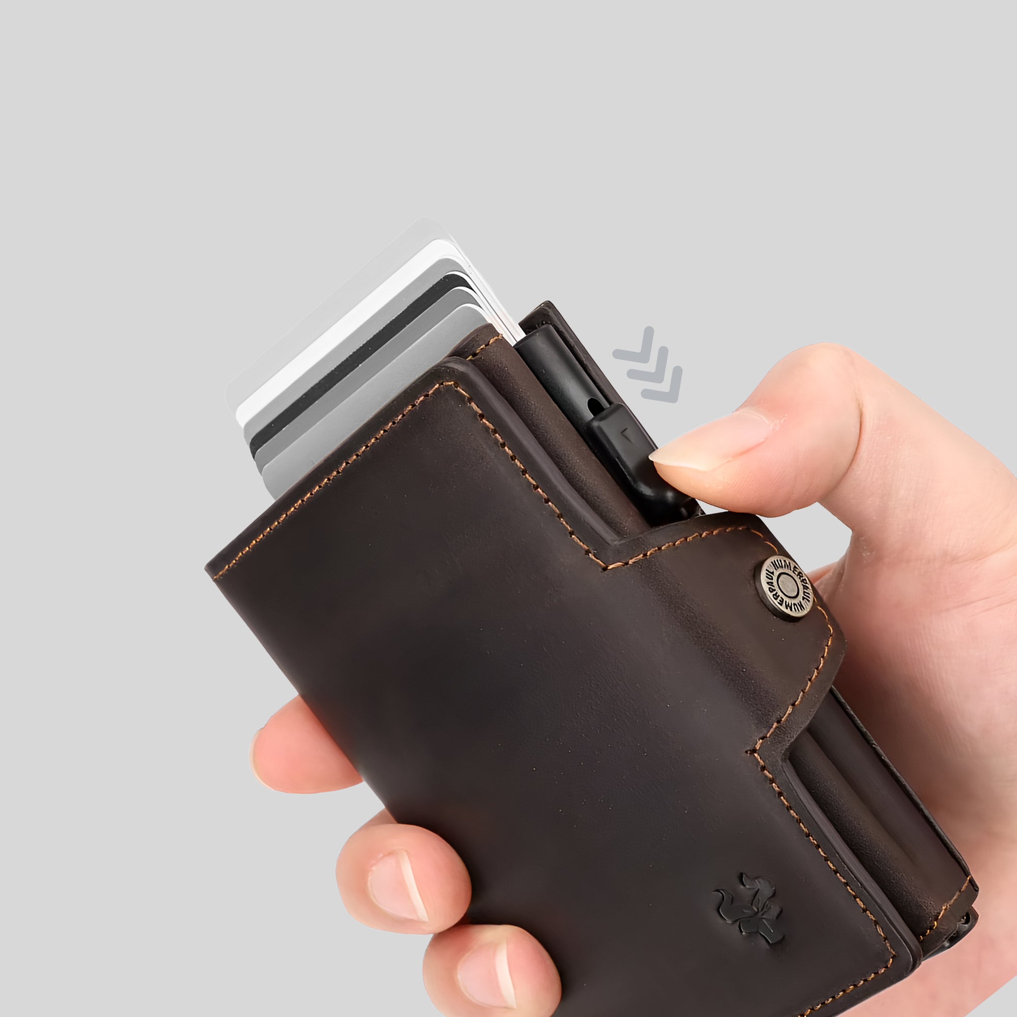 Hale – Pop-Up Card Holder