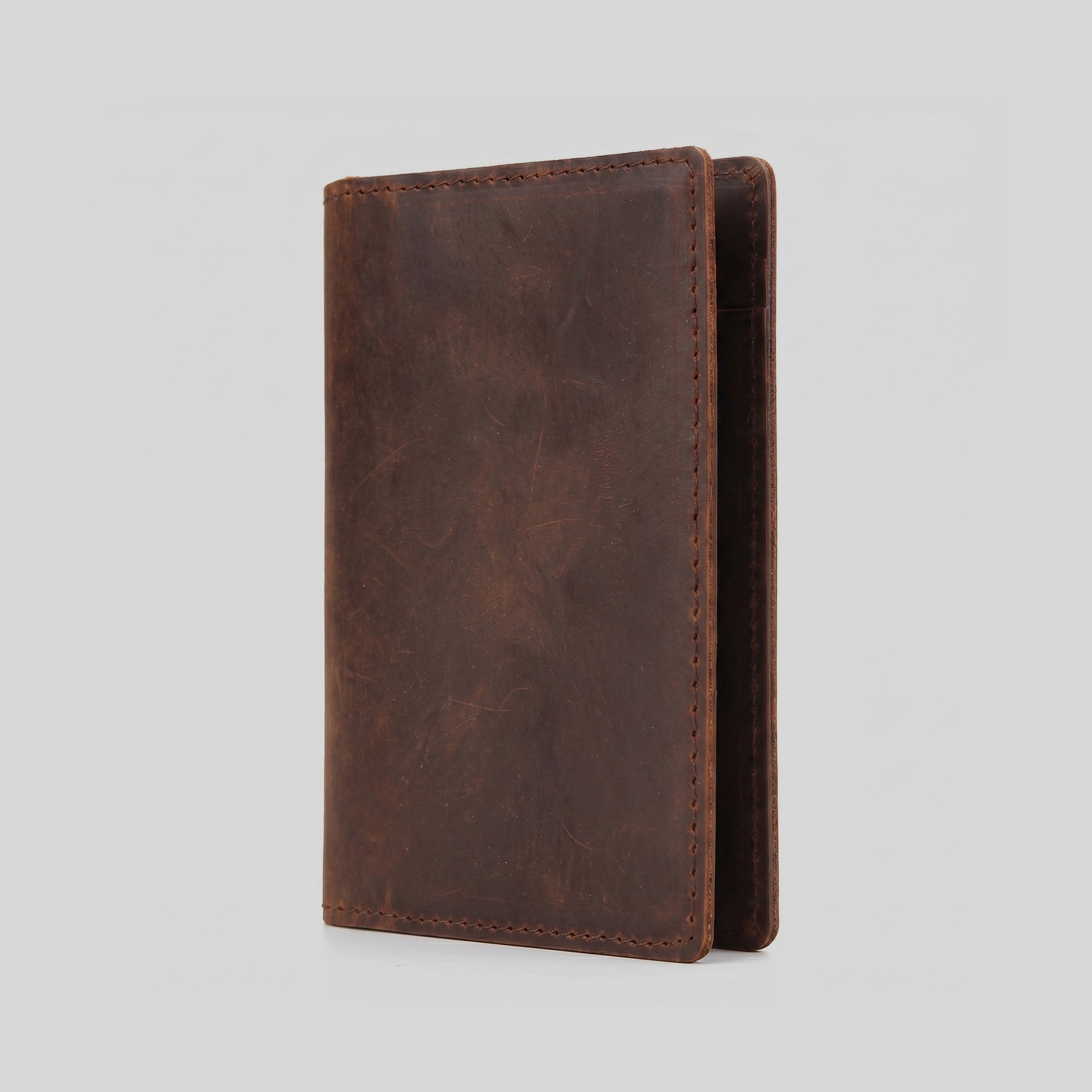 Ellis – Passport Holder