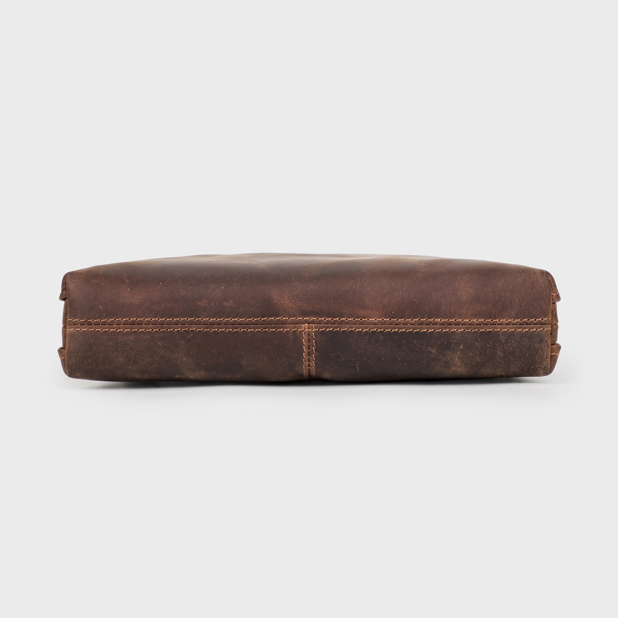 Wells – Leather Clutch
