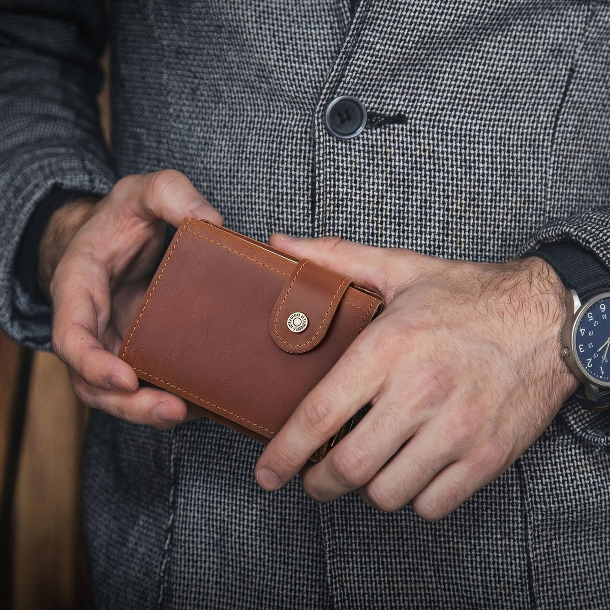 What Is a Smart Wallet (And What Should You Look For?)