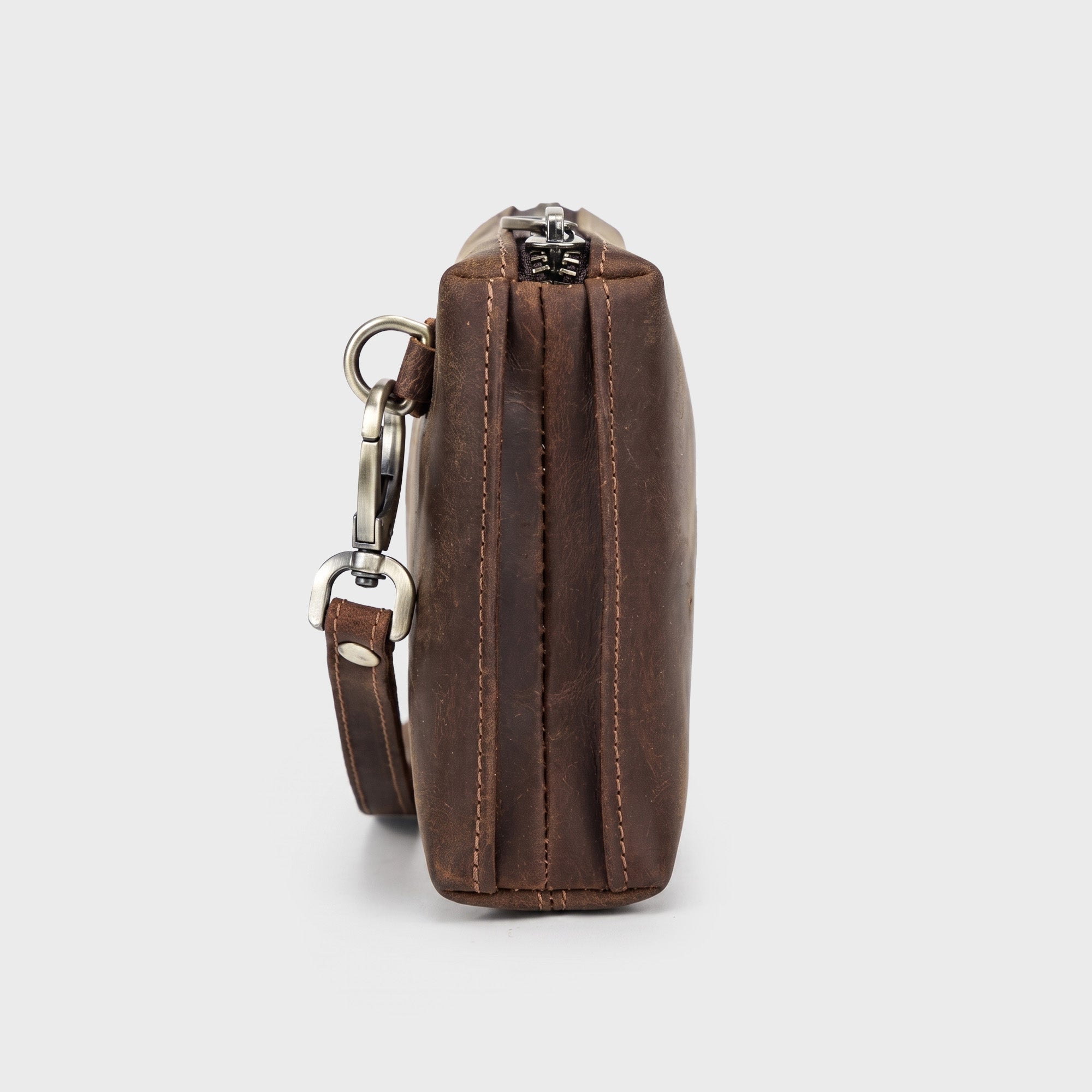 Wells – Leather Clutch